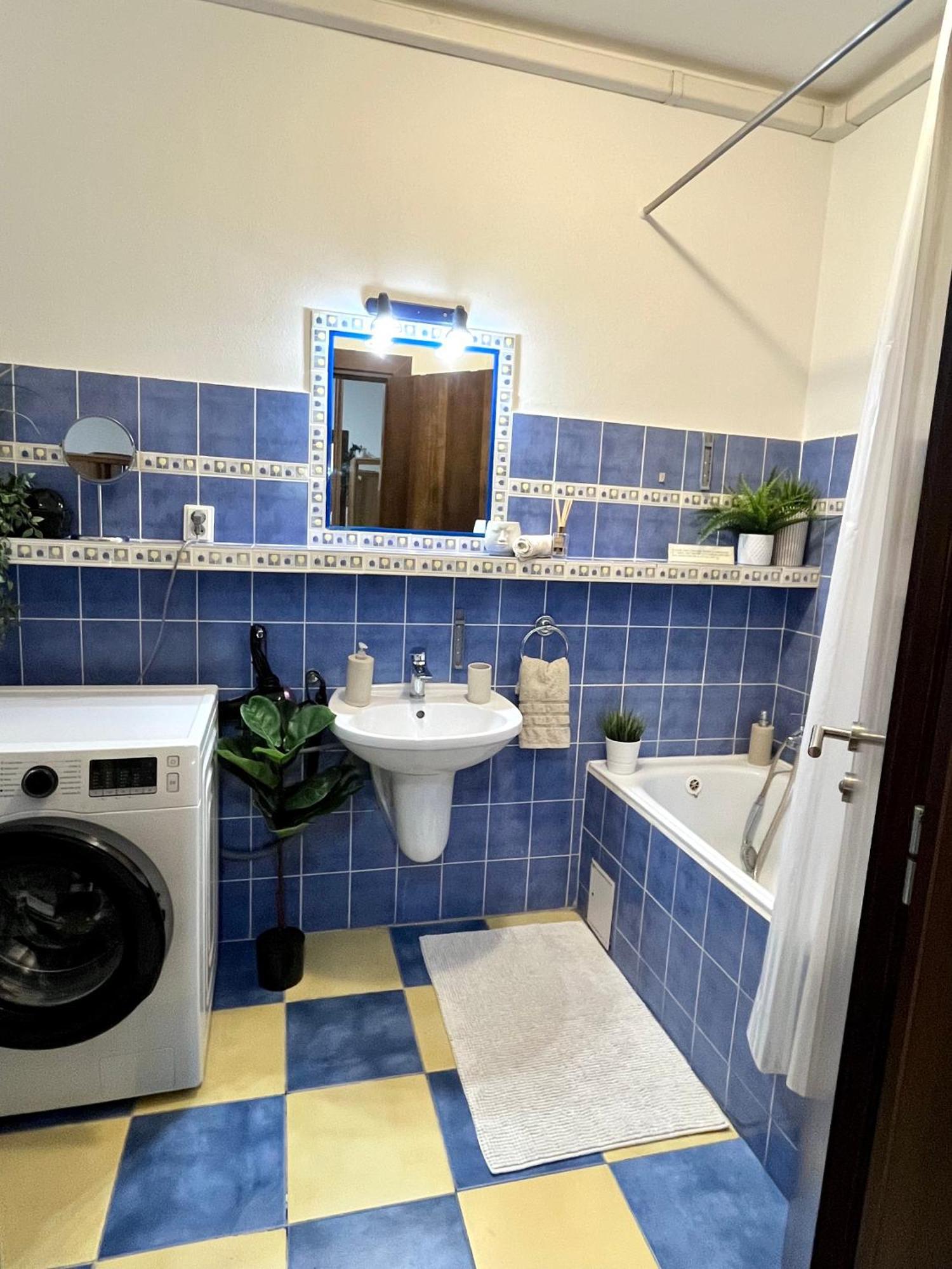 Audrey Hepburn Apartment Cathedral View Top Location Air Conditioned Bratislava