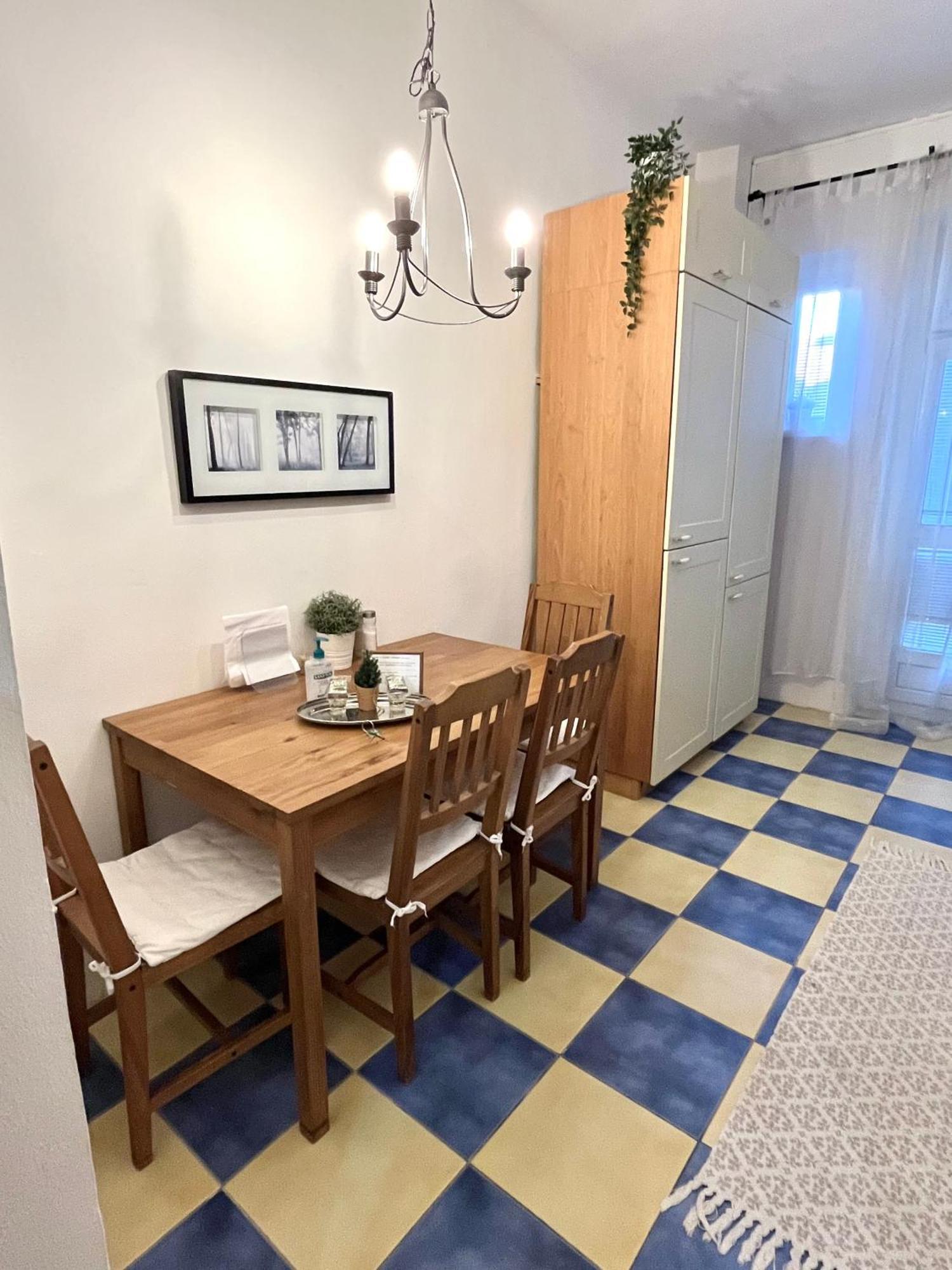 Audrey Hepburn Apartment Cathedral View Top Location Air Conditioned